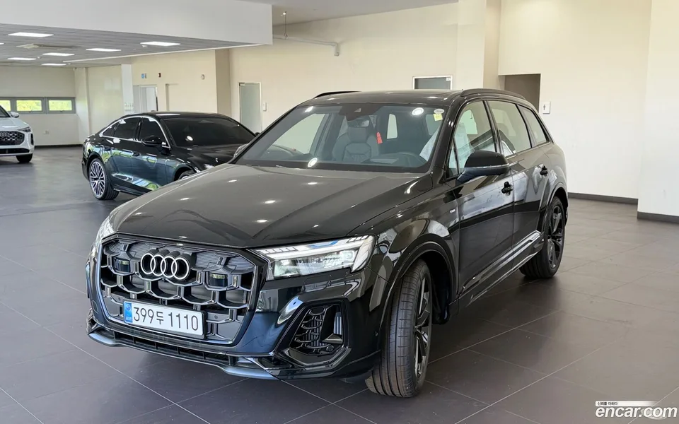 Audi Q7 (4M) 55 TFSI 2026 — photo 1, buy with delivery to Moscow