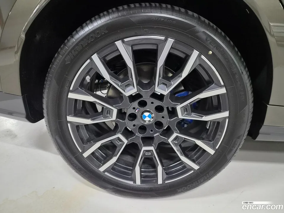 BMW X6 xDrive40i M 2026 — thumbnail 2