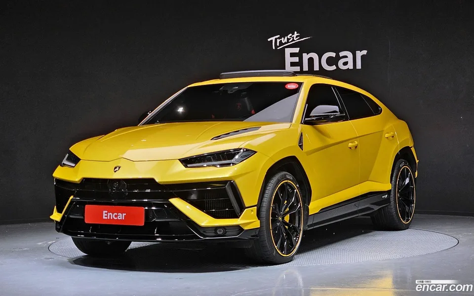 Lamborghini Urus 4.0 V8 S 2024 — photo 1, buy with delivery to Moscow