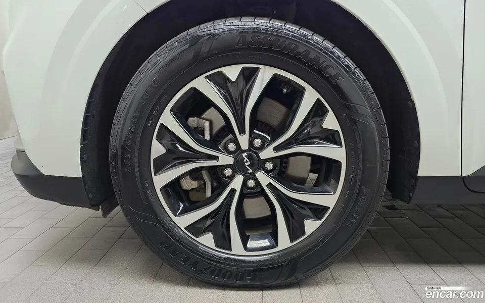 Kia Carnival 9 2022 — thumbnail 5