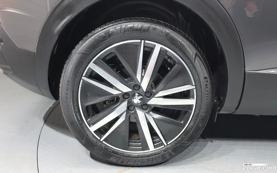 Peugeot 3008 1.2 Pure Tech GT 2024 — миниатюра 5