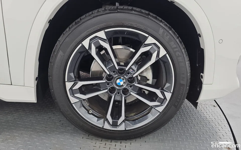 BMW X1 sDrive 18d M 2024 — миниатюра 2