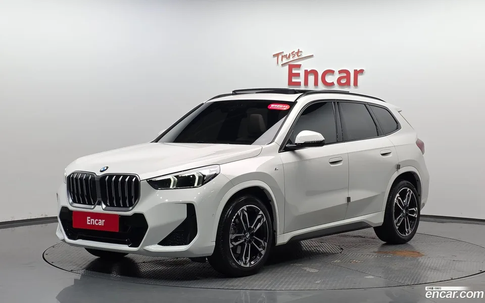 BMW X1 sDrive 18d M 2024 — фото 1, купить с доставкой в Москву