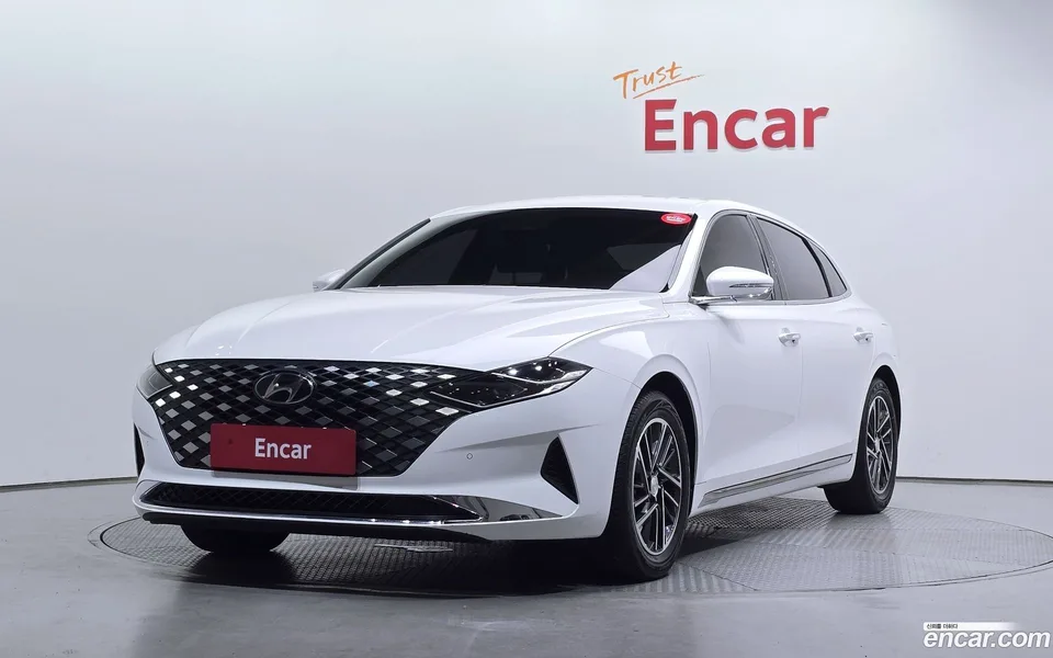 Hyundai Grandeur IG 3.0 LPi () 2022 — фото 1, купить с доставкой в Москву