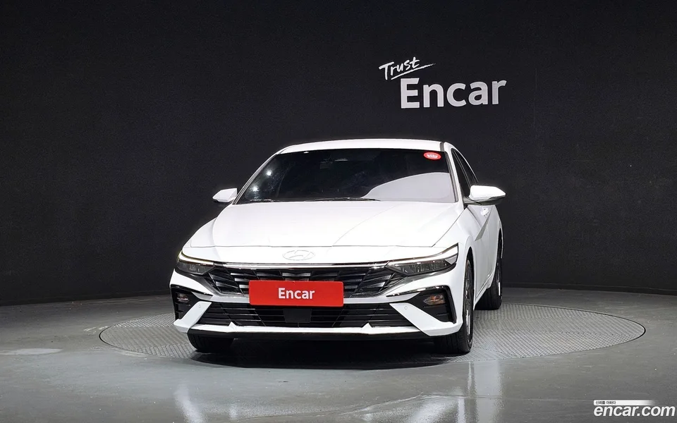 Hyundai Avante CN7 1.6 2024 — thumbnail 3