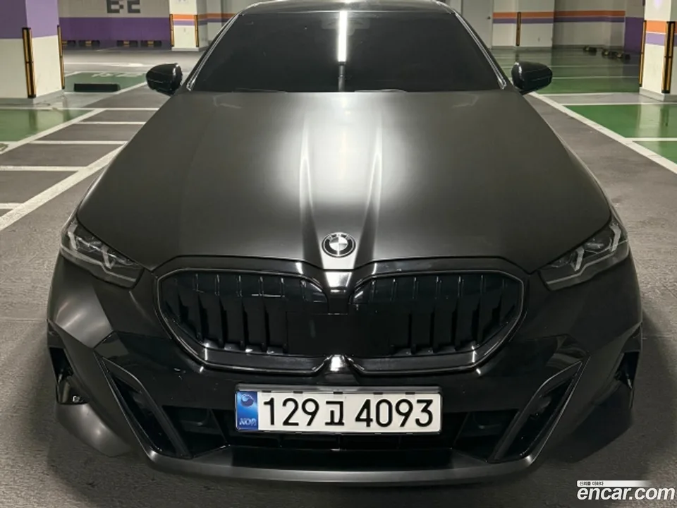 BMW 5 Series 520i M 2025 — photo 1, buy with delivery to Moscow