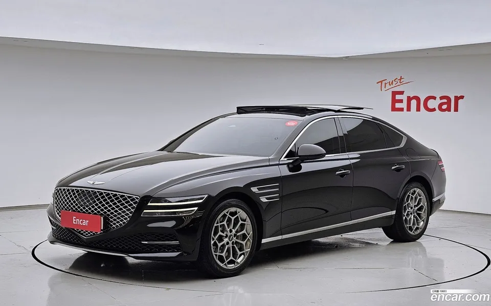 Genesis G80 2.5 AWD 2023 — photo 1, buy with delivery to Moscow