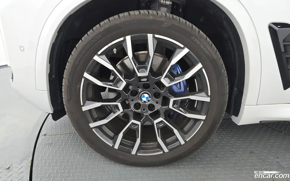 BMW X5 xDrive 30d M 2025 — thumbnail 2