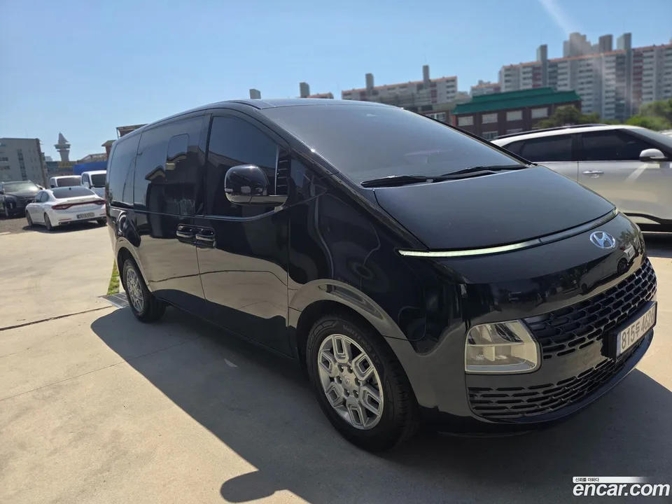 Hyundai Staria 2022