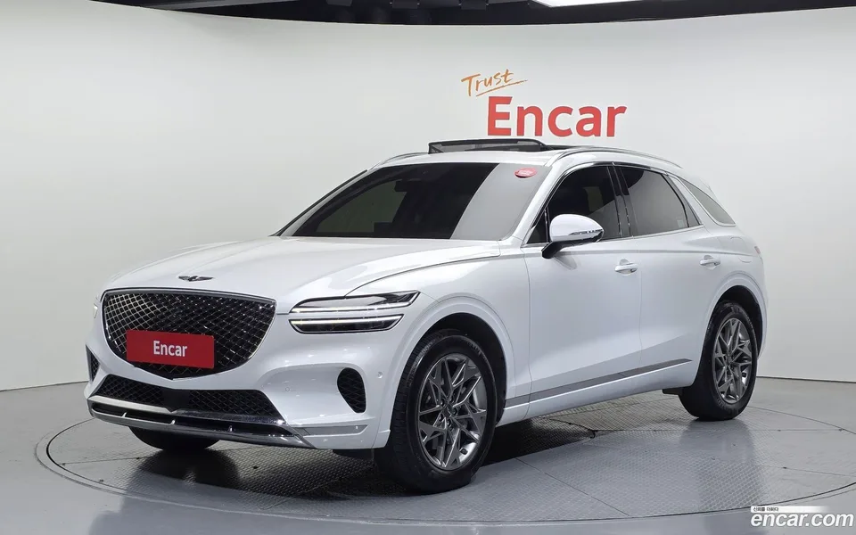 Genesis GV70 2.5T AWD 2022 — photo 1, buy with delivery to Moscow