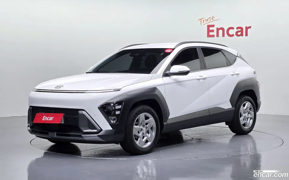 Hyundai Kona 1.6 2WD 2024 — photo 1, buy with delivery to Moscow