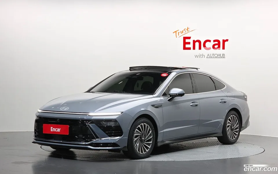 Hyundai Sonata The Edge Hybrid 2024 — photo 1, buy with delivery to Moscow