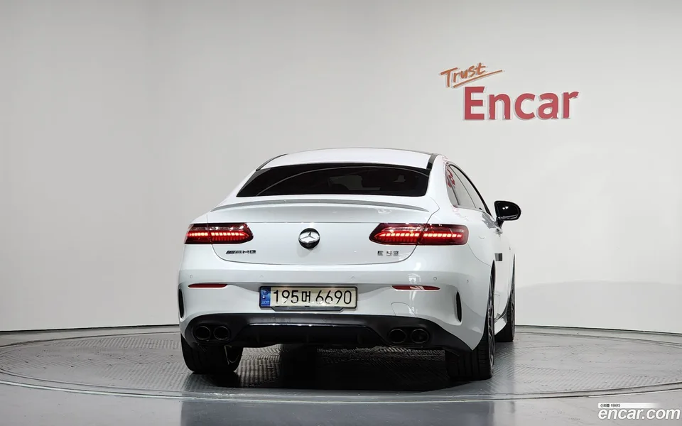 Mercedes-Benz E-Class E53 AMG 4MATIC+ 2023 — thumbnail 4