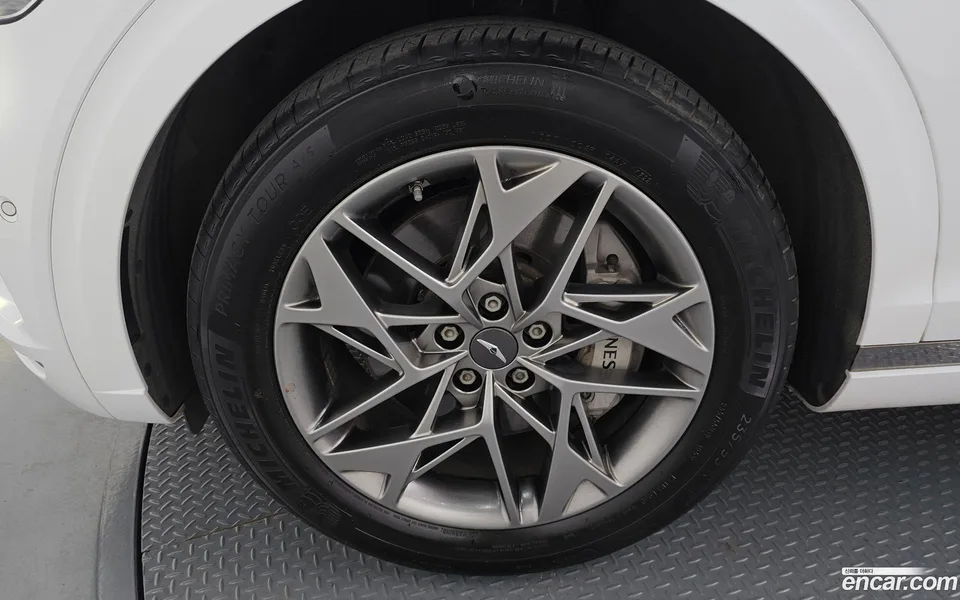 Genesis GV70 2.5T 2WD 2022 — thumbnail 2