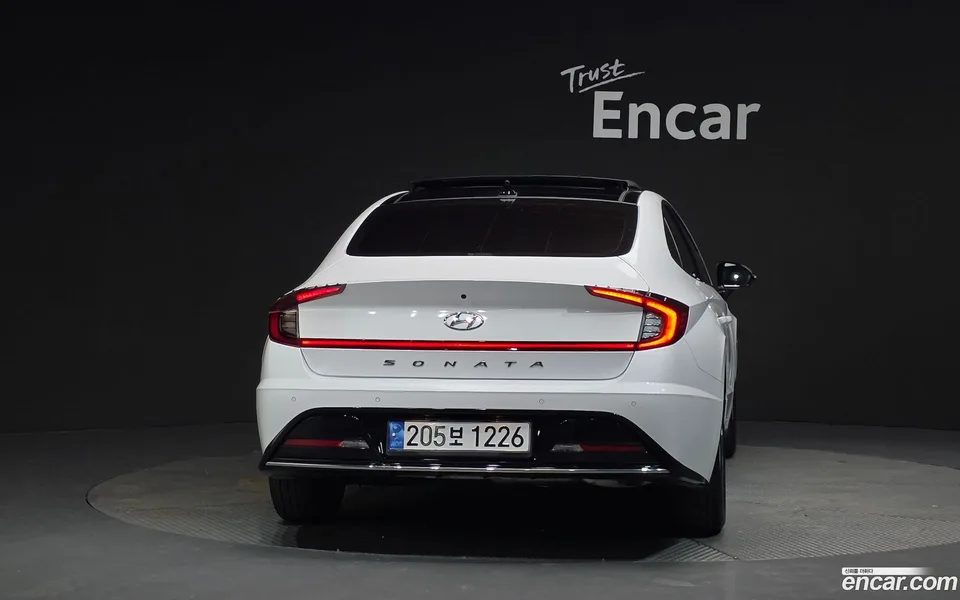 Hyundai Sonata 2.0 2022 — thumbnail 4