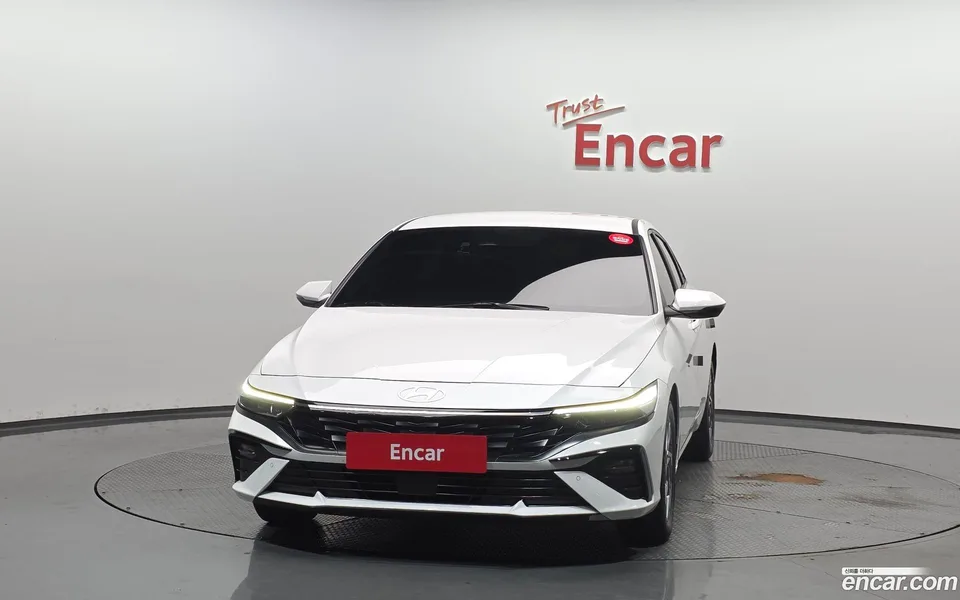 Hyundai Avante CN7 1.6 2023 — thumbnail 3