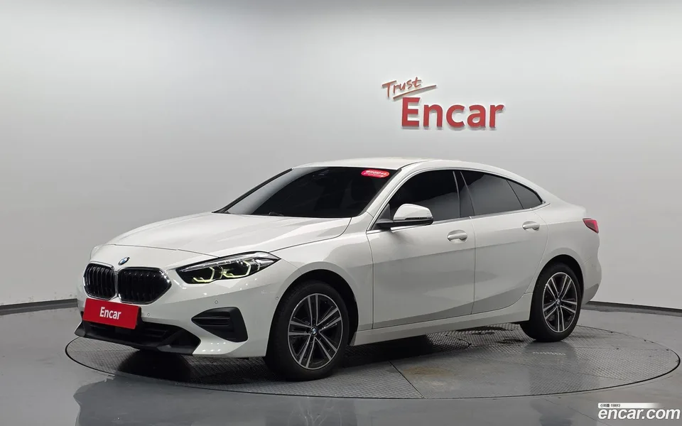 BMW 2 Series Gran Coupe 220i 2022 — фото 1, купить с доставкой в Москву