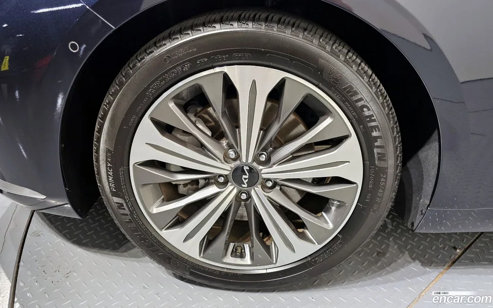 Kia K8 2.5 2WD 2022 — thumbnail 2