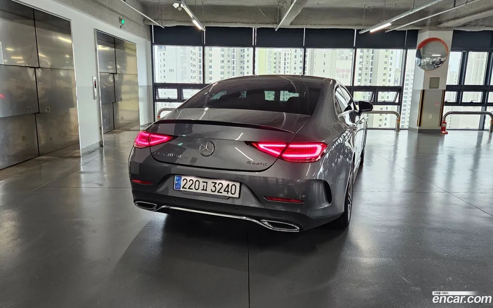 Mercedes-Benz CLS-Class CLS300d 4MATIC 2022 — thumbnail 3