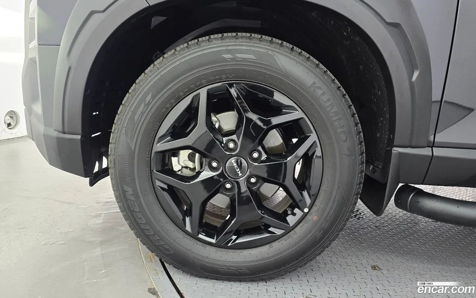 KG Mobility Rexton Sports 2.2 4WD 2025 — thumbnail 2