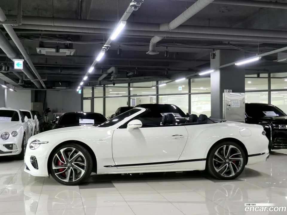 Bentley Continental GT 4.0 GTC 2025 — thumbnail 3