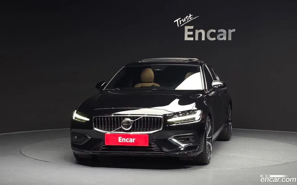 Volvo S60 B5 2024 — миниатюра 3