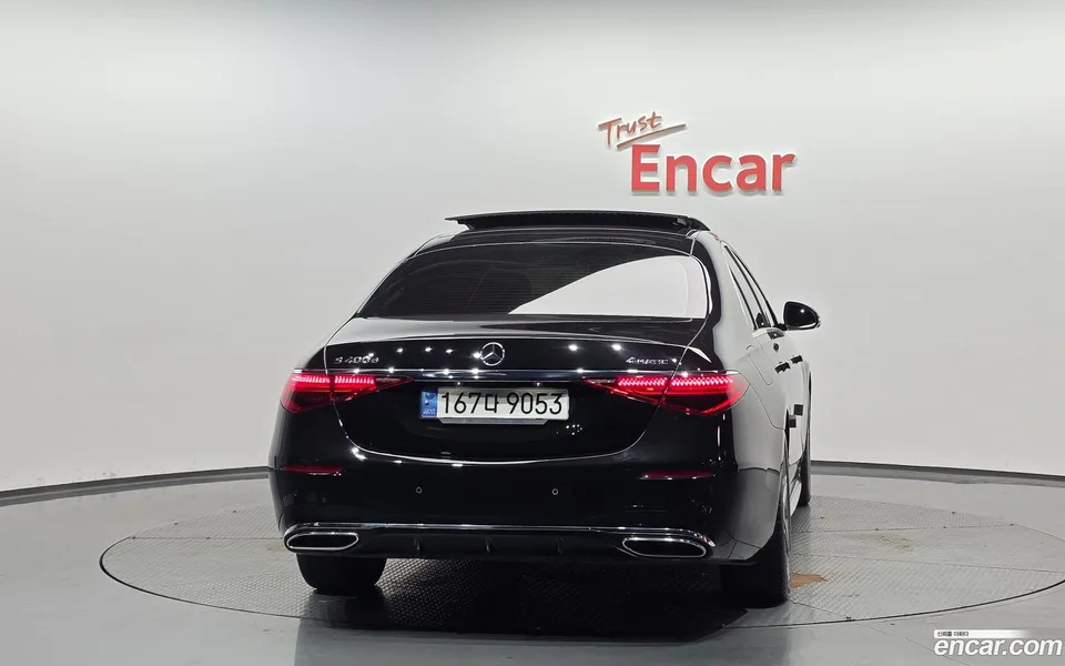 Mercedes-Benz S-Class S400 d 4MATIC 2023 — thumbnail 4
