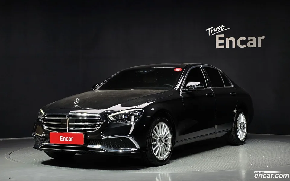 Mercedes-Benz E-Class E250 2022 — photo 1, buy with delivery to Moscow