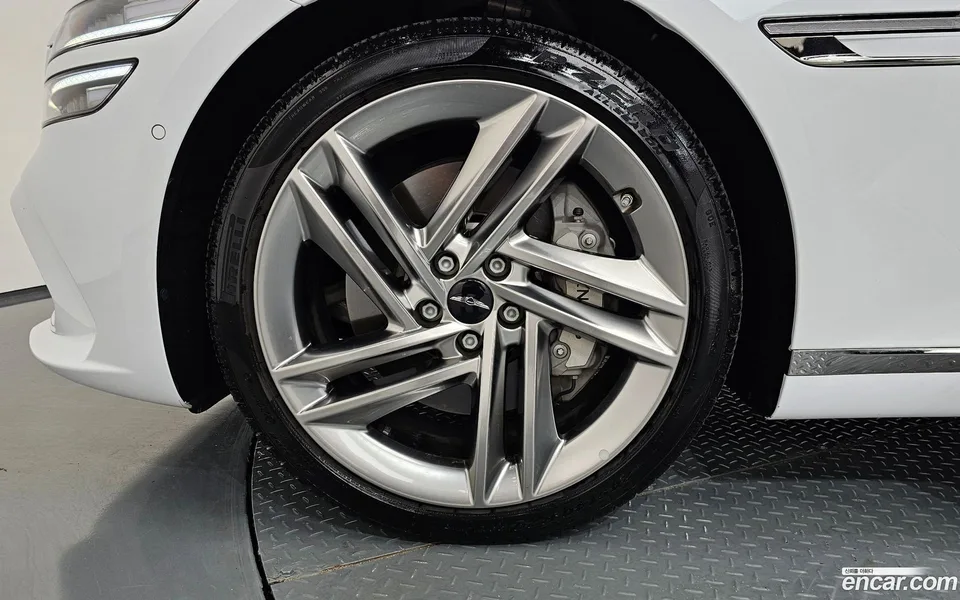 Genesis G80 2.5 AWD 2024 — thumbnail 2