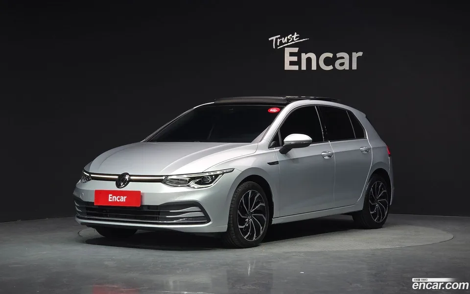Volkswagen Golf 2.0 TDI 2022 — photo 1, buy with delivery to Moscow