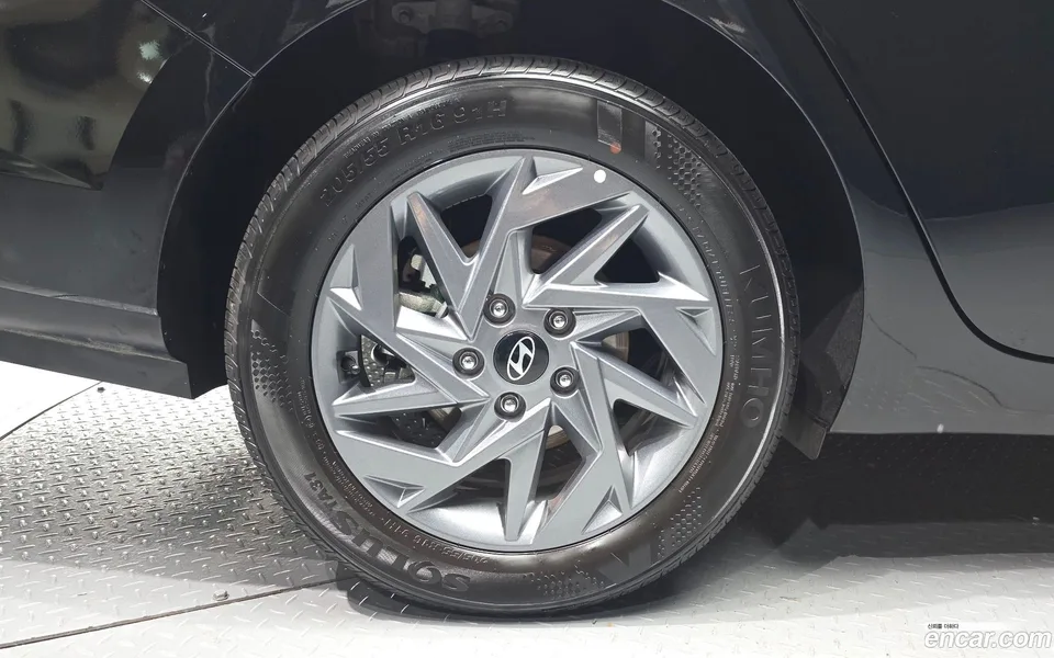 Hyundai Avante CN7 Hybrid 2025 — thumbnail 5