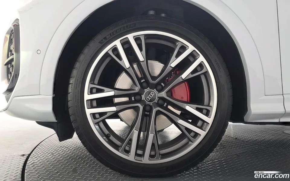 Audi Q5 (80A) 45 TFSI S Line 2025 — thumbnail 2