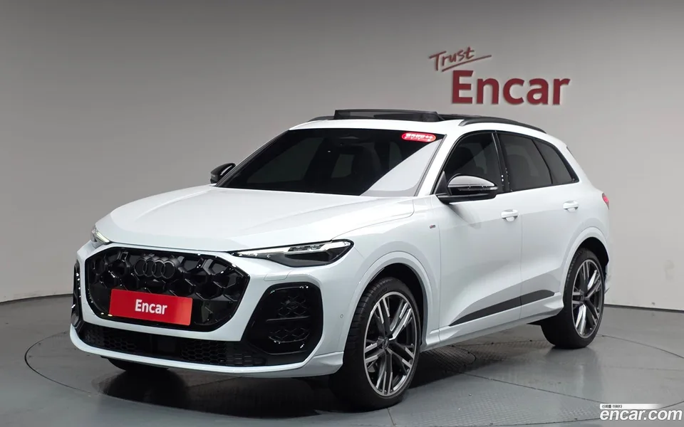 Audi Q5 (80A) 45 TFSI S Line 2025 — photo 1, buy with delivery to Moscow