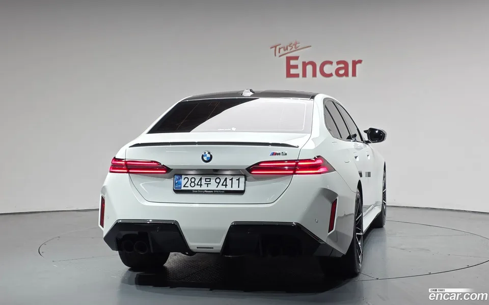 BMW M5 M5 2025 — thumbnail 4