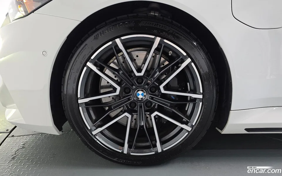 BMW M5 M5 2025 — thumbnail 5