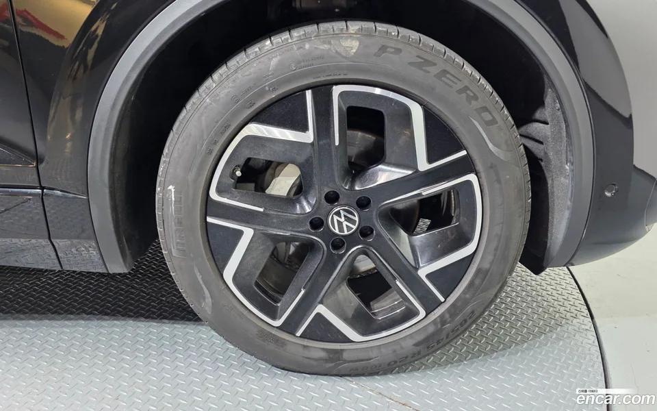 Volkswagen Touareg 3.0 TDI 2024 — миниатюра 2