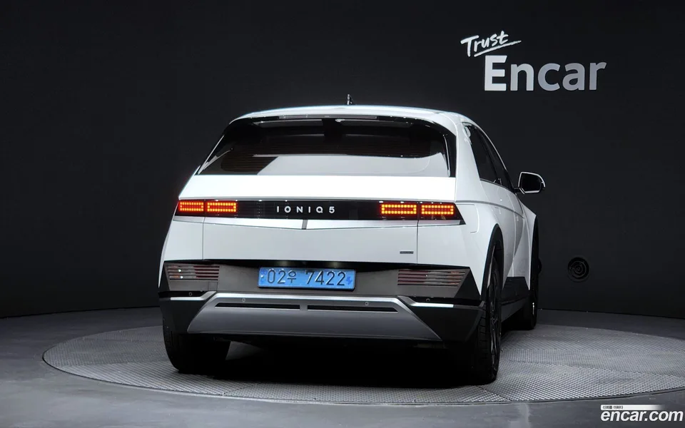 Hyundai Ioniq 5 AWD 2023 — миниатюра 4