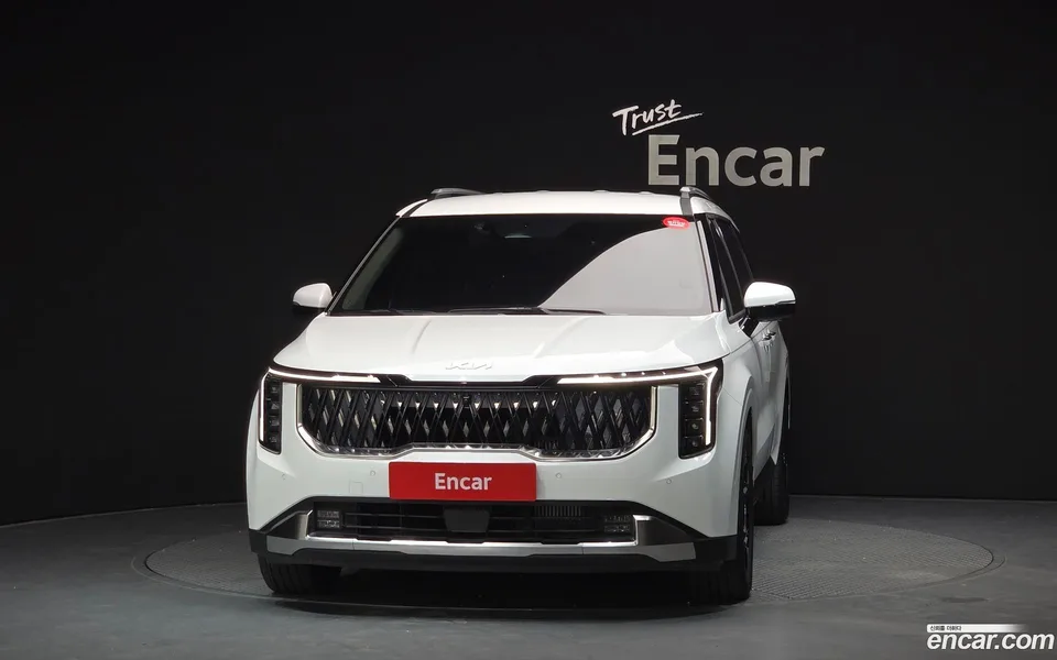 Kia Carnival 9 2024 — thumbnail 3