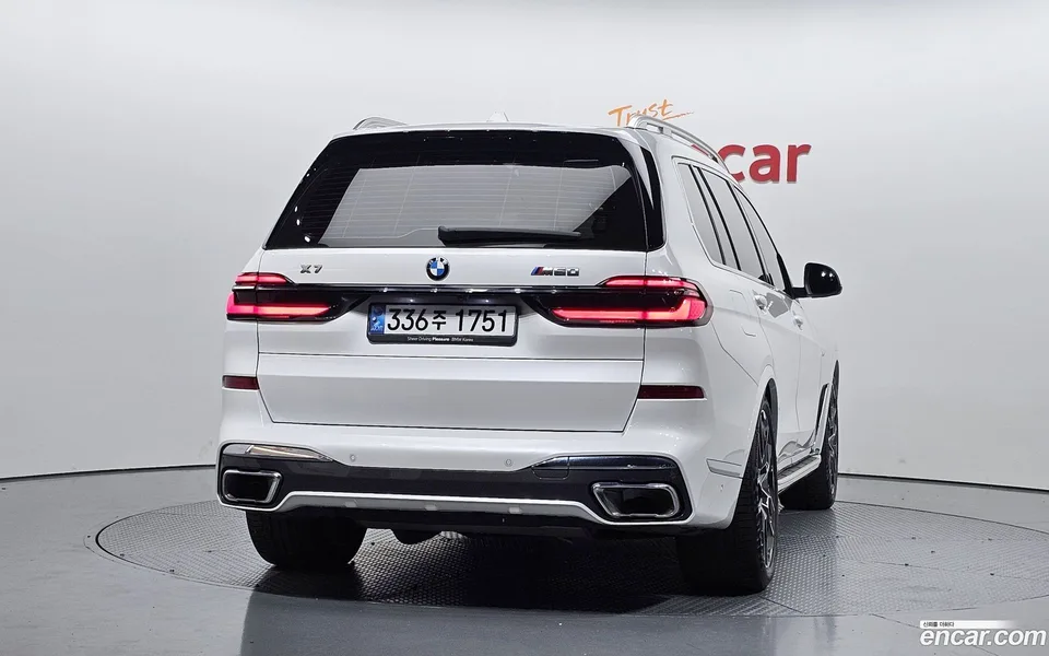 BMW X7 xDrive 40d M 7 2024 — thumbnail 4