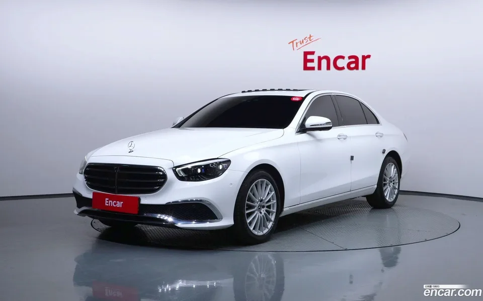 Mercedes-Benz E-Class E250 2023 — photo 1, buy with delivery to Moscow
