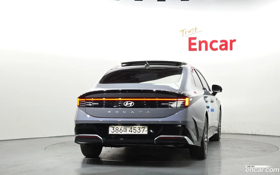 Hyundai Sonata The Edge Hybrid 2024 — thumbnail 4