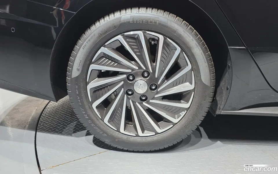 Hyundai Sonata Hybrid 2023 — thumbnail 5