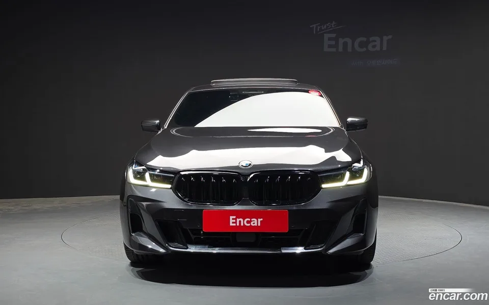 BMW 6 Series GT 630i xDrive M 2022 — thumbnail 3
