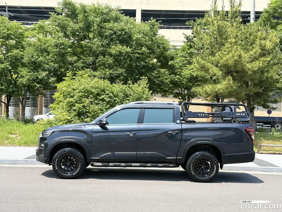 KG Mobility Rexton Sports Khan 2.2 4WD 2023 — thumbnail 4