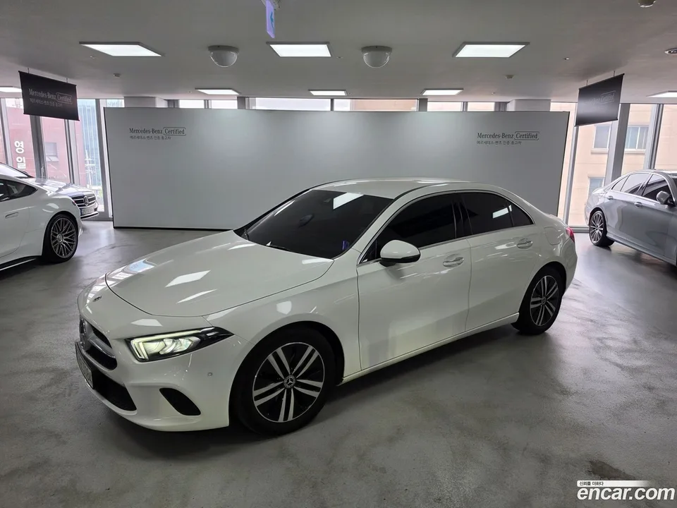 Mercedes-Benz A-Class A220 2022 — photo 1, buy with delivery to Moscow