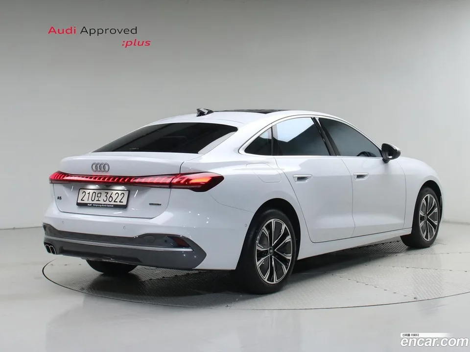 Audi A5 40 TDI 2025 — thumbnail 2
