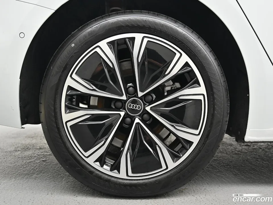 Audi A5 40 TDI 2025 — thumbnail 5