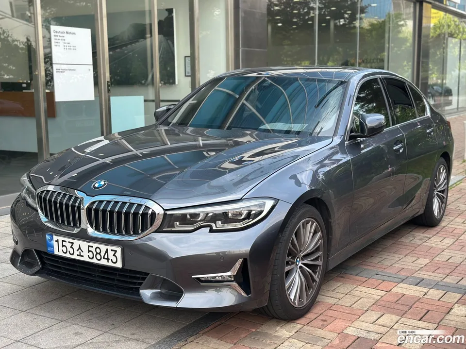 BMW 3 Series 320i 2022 — миниатюра 2