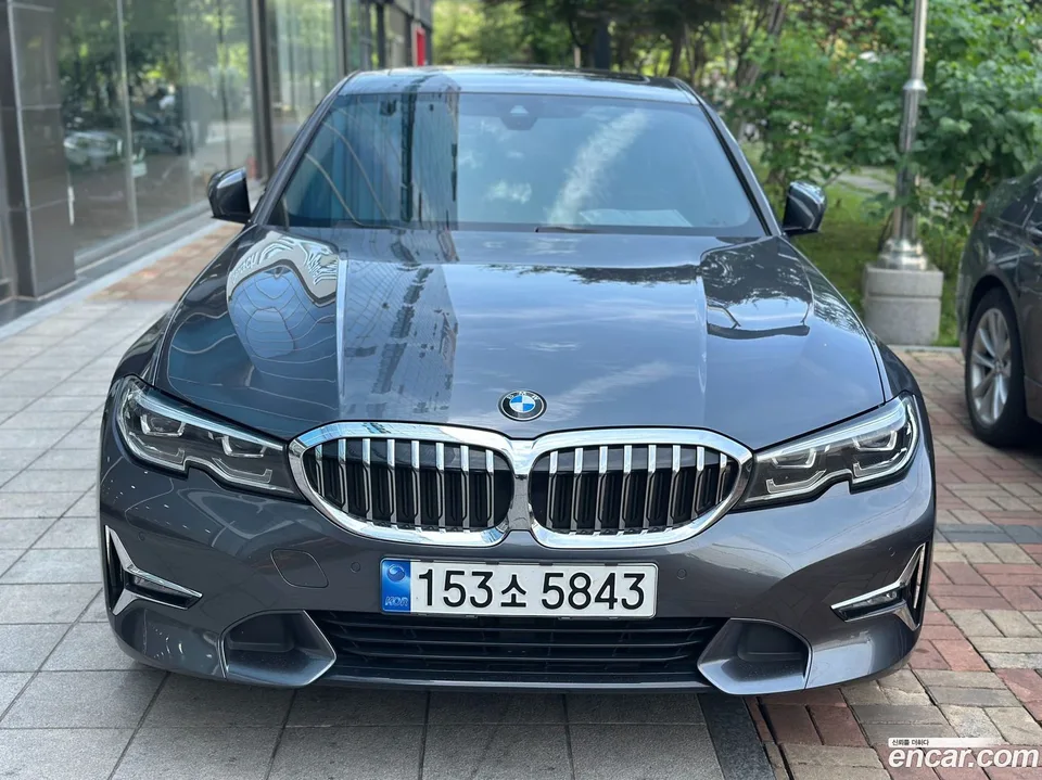 BMW 3 Series 320i 2022 — миниатюра 3