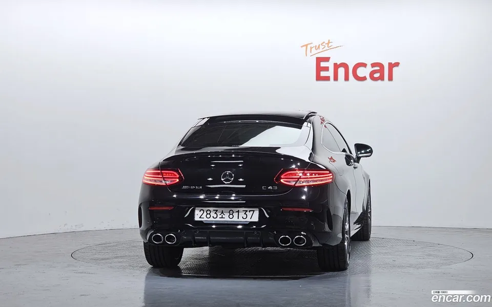 Mercedes-Benz C-Class C43 AMG 4MATIC 2023 — thumbnail 4